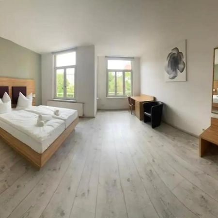 Apartment Am Dom Halle  Ngoại thất bức ảnh