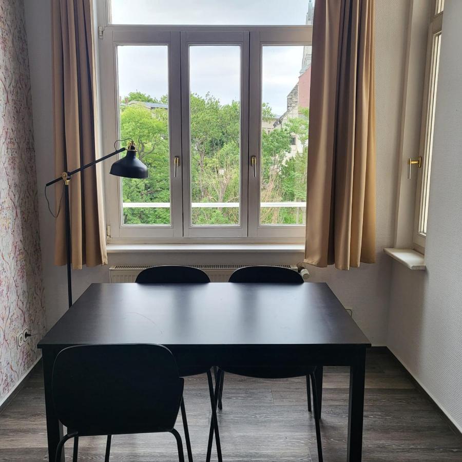 Apartment Am Dom Halle  Ngoại thất bức ảnh