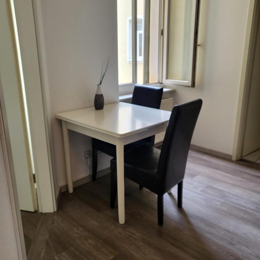 Apartment Am Dom Halle  Ngoại thất bức ảnh
